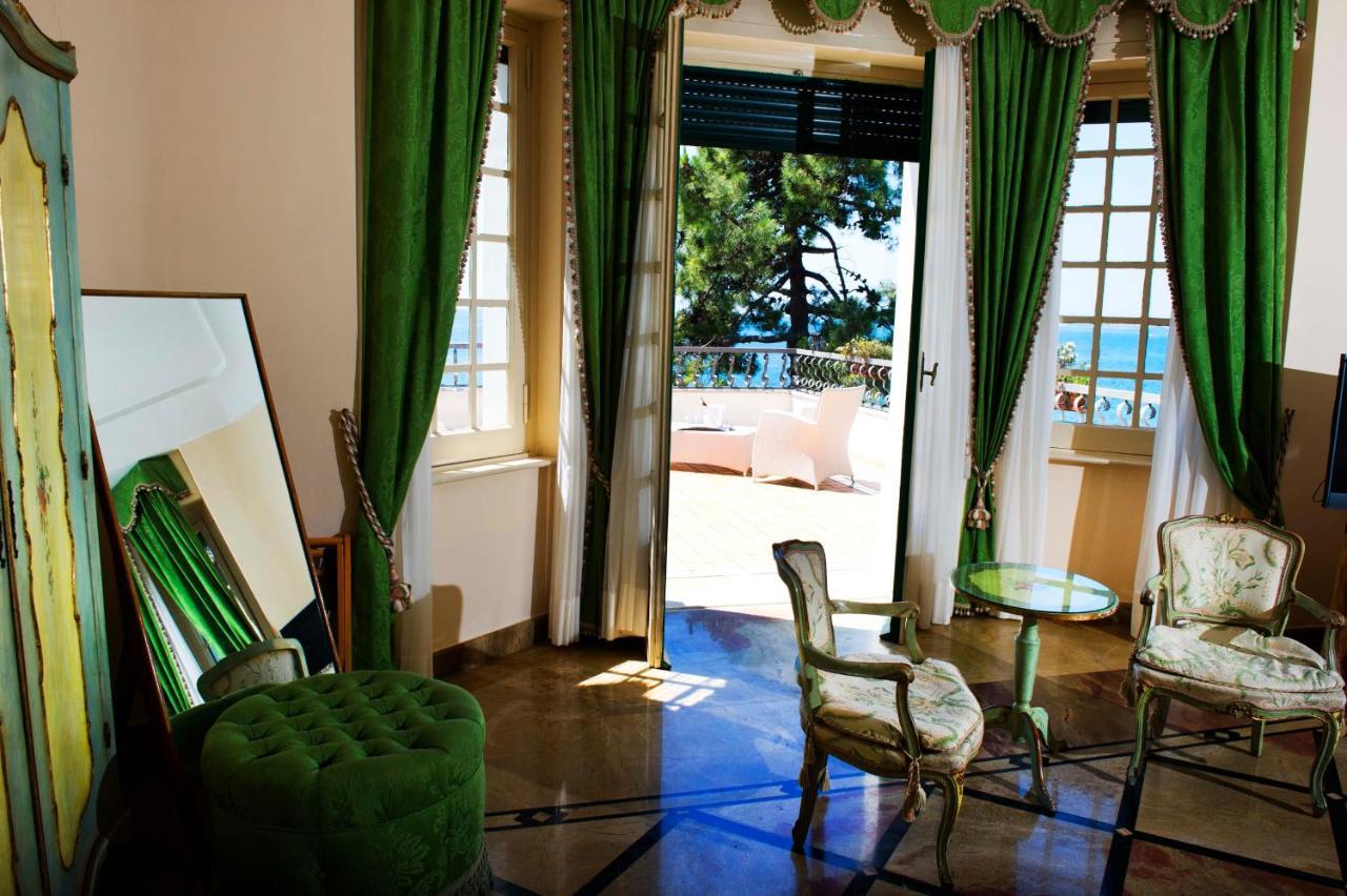 Grande Albergo Miramare Формия Екстериор снимка