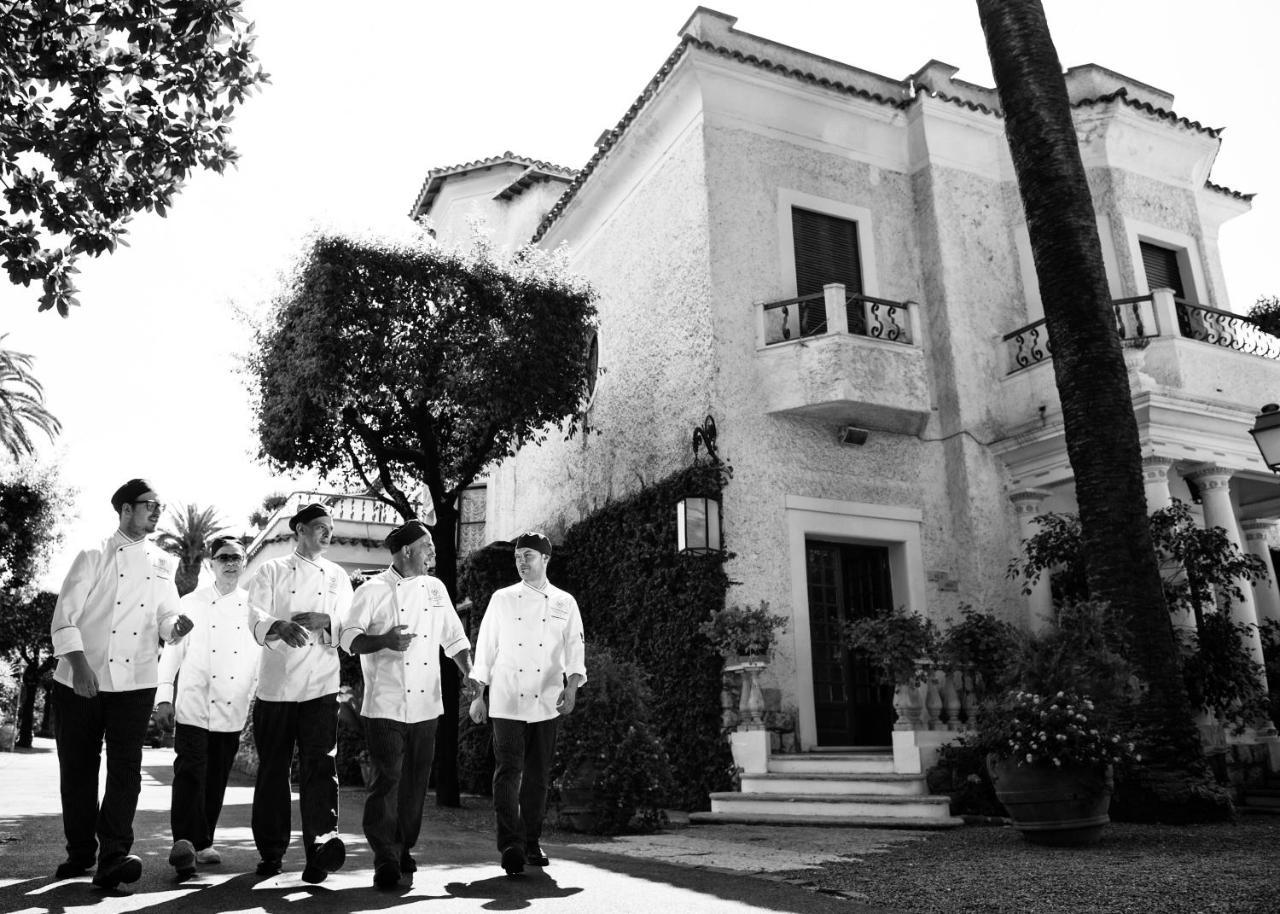 Grande Albergo Miramare Формия Екстериор снимка